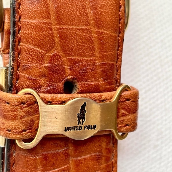 United Polo Elegant Brown Leather Belt with Gold Buckle main image 4
